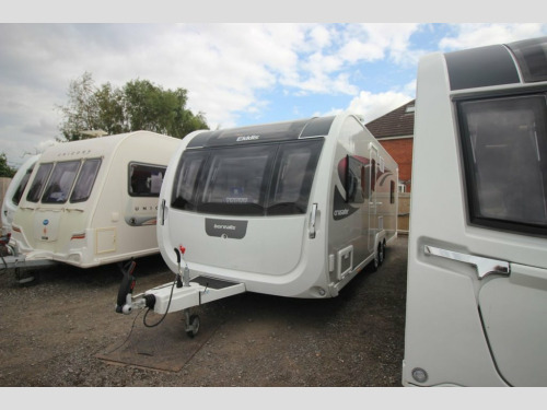 Elddis CRUSADER BOREALIS  Twin Axle End Island Bed