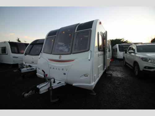 Peugeot UNICORN BARCELONA  4 Berth 