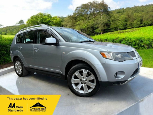 Mitsubishi Outlander  2.4 MIVEC Elegance Auto 4WD Euro 4 5dr
