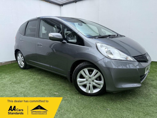 Honda Jazz  1.4 i-VTEC ES Plus CVT Euro 5 5dr