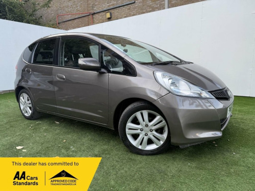 Honda Jazz  1.4 i-VTEC ES Plus CVT Euro 5 5dr