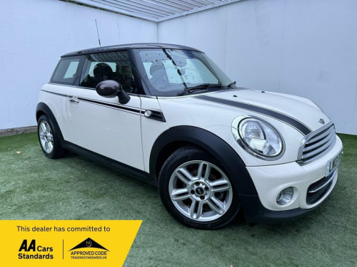 MINI Hatch  1.6 Cooper Auto Euro 5 3dr