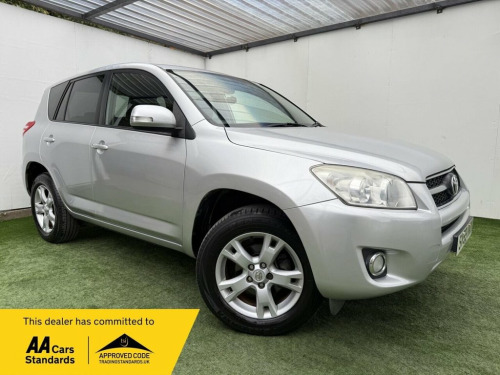 Toyota RAV4  2.0 V-Matic XT-R Euro 4 5dr