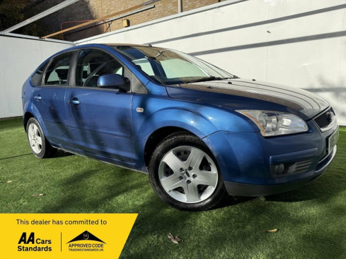 Ford Focus  1.8 Style 5dr