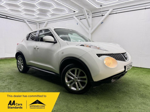 Nissan Juke  1.6 Acenta Premium CVT Euro 5 5dr 