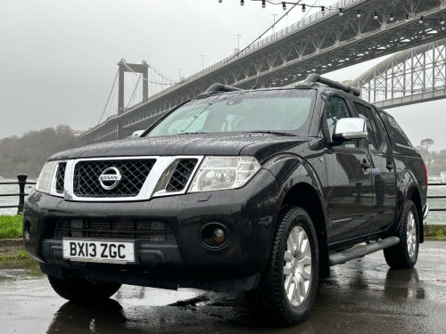 Nissan Navara  3.0 dCi V6 Outlaw Auto 4WD Euro 5 4dr 