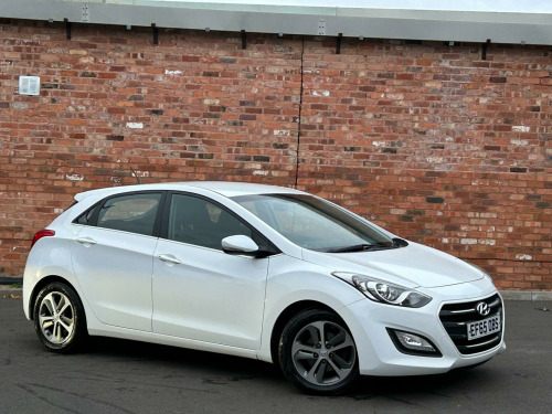 Hyundai i30  1.6 CRDi Blue Drive SE Nav DCT Euro 6 (s/s) 5dr