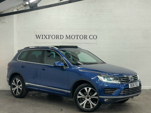 Volkswagen Touareg  3.0 TDI V6 BlueMotion Tech R-Line Tiptronic 4WD Euro 6 (s/s) 5dr