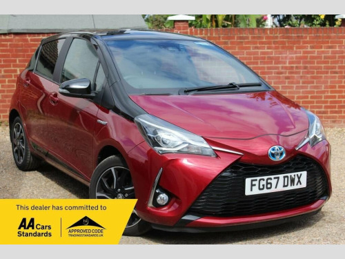 Toyota Yaris  1.5 VVT-h Blue Bi-Tone Hatchback 5dr Petrol Hybrid