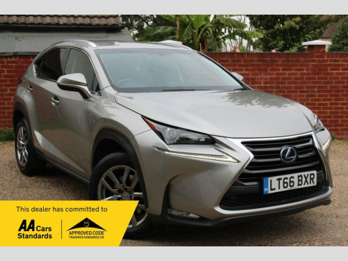 Lexus NX 300h  2.5 300h Luxury SUV 5dr Petrol Hybrid E-CVT 4WD Eu