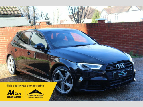 Audi S3  2.0 TFSI Black Edition Sportback 5dr Petrol S Tron 