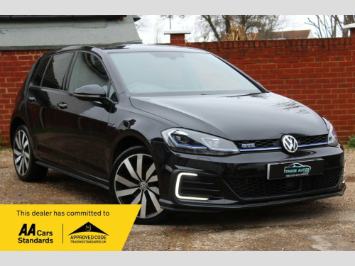 Volkswagen Golf  1.4 TSI 8.7kWh GTE Advance Hatchback 5dr Petrol Pl 