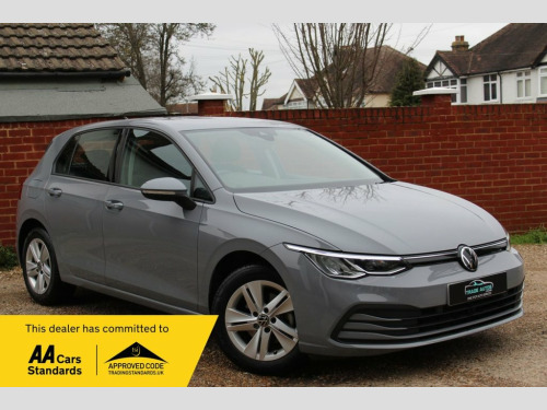 Volkswagen Golf  1.5 eTSI MHEV Life Hatchback 5dr Petrol Hybrid DSG 