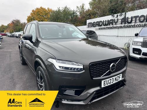 Volvo XC90  2.0 B5 MHEV Plus Auto 4WD Euro 6 (s/s) 5dr