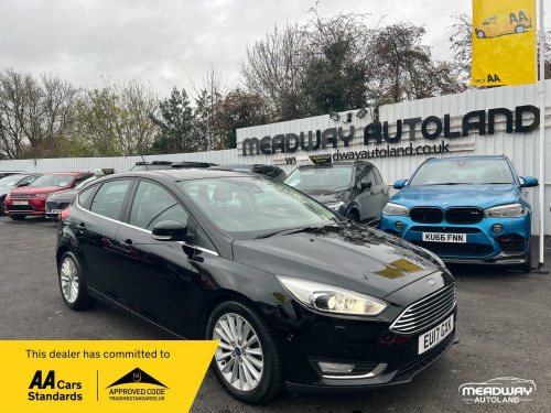 Ford Focus  2.0 TDCi Titanium X Euro 6 (s/s) 5dr 