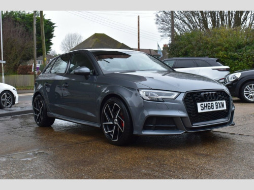 Audi A3  1.5 TFSI CoD 35 S line Sportback 5dr Petrol Manual 