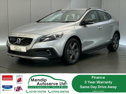 Volvo V40  2.0 T5 Lux Nav Hatchback 5dr Petrol Geartronic AWD
