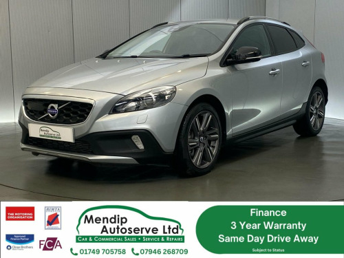 Volvo V40  2.0 T5 Lux Nav Hatchback 5dr Petrol Geartronic AWD