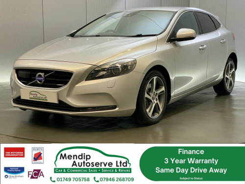 Volvo V40  2.0 D4 SE Lux Nav Hatchback 5dr Diesel Geartronic  