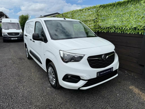 Vauxhall Combo  1.5 Turbo D 2300 Sportive Panel Van 4dr Diesel Man