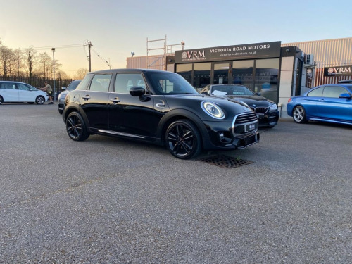 MINI Hatch  1.5 Cooper Sport Hatchback 5dr Petrol Manual Euro 