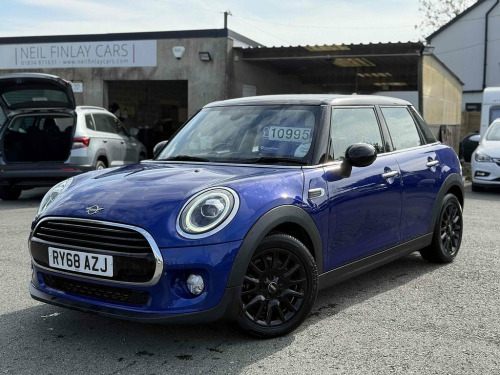 MINI Hatch  1.5 Cooper Classic Hatchback 5dr Petrol Manual Eur
