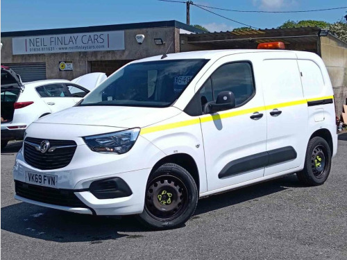 Vauxhall Combo  1.5 Turbo D 2000 Sportive Panel Van 4dr Diesel Man 