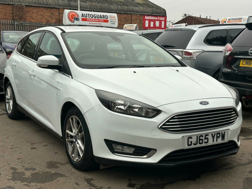 Ford Focus  1.6 Zetec Powershift Euro 6 5dr