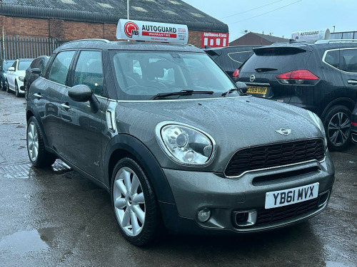 MINI Countryman  2.0 Cooper SD ALL4 Euro 5 (s/s) 5dr