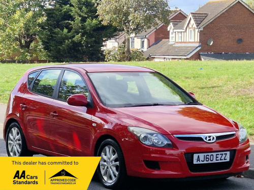 Hyundai i30  1.6 Comfort Euro 5 5dr