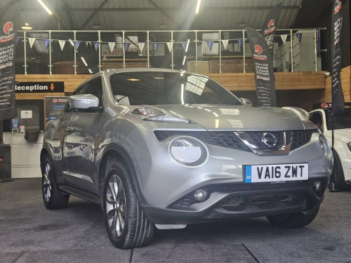 Nissan Juke  1.6 Tekna SUV 5dr Petrol XTRON Euro 6 (117 ps) 