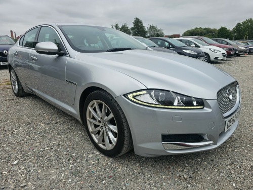 Jaguar XF  D PREMIUM LUXURY 4-Door