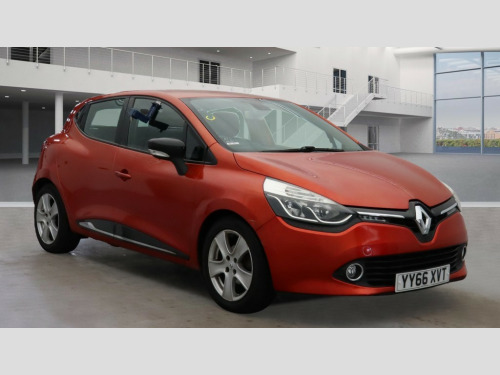 Renault Clio  1.5 dCi Dynamique Nav Hatchback 5dr Diesel Manual Euro 6 (s/s) (90 ps)
