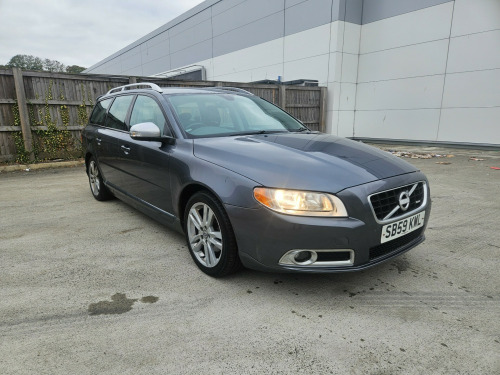 Volvo V70  2.0D R-Design SE Estate 5dr Diesel Manual Euro 4 (136 ps)