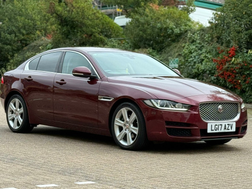 Jaguar XE  2.0d Portfolio Auto Euro 6 (s/s) 4dr