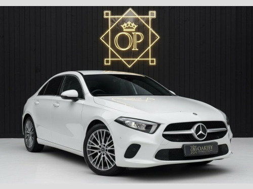 Mercedes-Benz A-Class A200 1.3 A200 Sport Edition (Executive) Saloon 4dr Petr