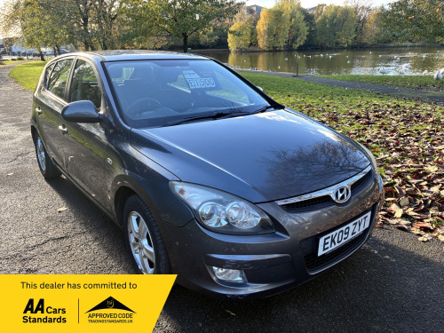 Hyundai i30  1.4 Comfort Hatchback 5dr Petrol Manual Euro 4 (108 bhp)