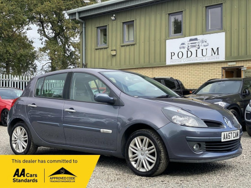 Renault Clio  1.6 VVT Initiale Hatchback 5dr Petrol Manual (157 