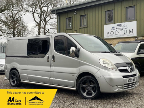 Vauxhall Vivaro  Vauxhall Vivaro 2.0 2900 CDTi with SINK?ROCK&ROLL? 