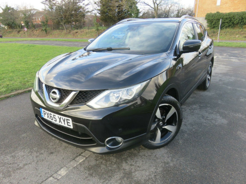Nissan Qashqai  1.5 dCi n-tec+ 2WD Euro 5 (s/s) 5dr 