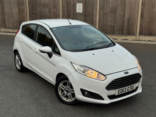 Ford Fiesta  1.25 Zetec Hatchback 5dr Petrol Manual Euro 5 (82 ps)