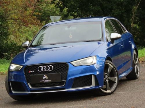 Audi RS3  2.5 TFSI Sportback S Tronic quattro Euro 6 (s/s) 5