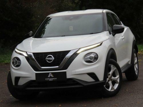 Nissan Juke  1.0 DIG-T N-Connecta DCT Auto Euro 6 (s/s) 5dr