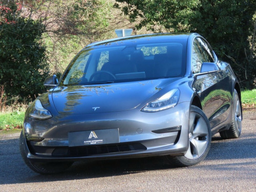 Tesla Model 3  Standard Range Plus Auto RWD 4dr 