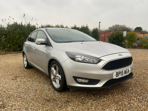 Ford Focus  1.0T EcoBoost Zetec Hatchback 5dr Petrol Manual Eu