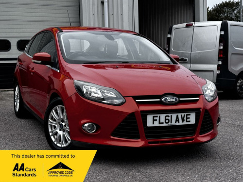 Ford Focus  1.6 TDCi Titanium Euro 5 (s/s) 5dr