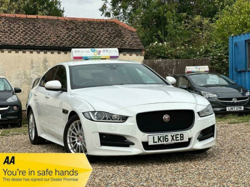 Jaguar XE  2.0d R-Sport Saloon 4dr Diesel Manual Euro 6 (s/s) (163 ps)