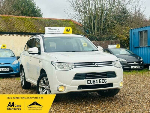Mitsubishi Outlander  2.0h 12kWh GX3h SUV 5dr Petrol Plug-in Hybrid CVT 4WD Euro 5 (s/s) (200 ps)