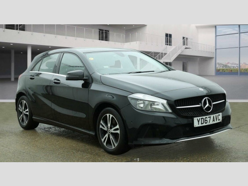 Mercedes-Benz A-Class A180 1.6 A180 SE (Executive) 7G-DCT Euro 6 (s/s) 5dr 