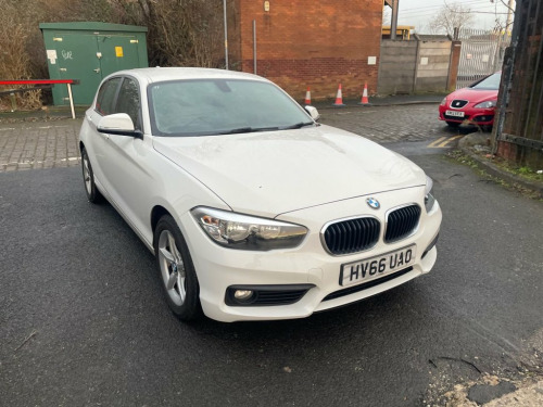 BMW 1 Series  1.5 118i SE Hatchback 5dr Petrol Manual Euro 6 (s/ 